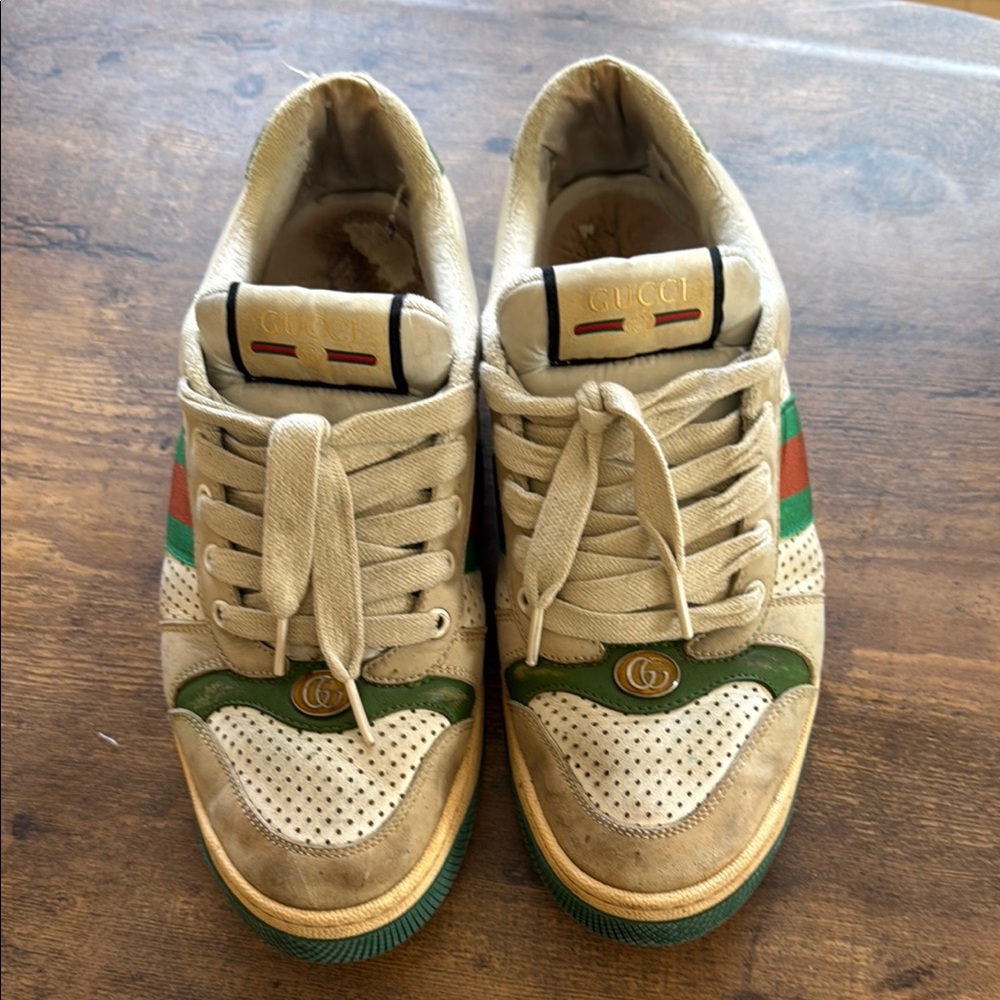 Gucci Men's Beige and Green Sneakers